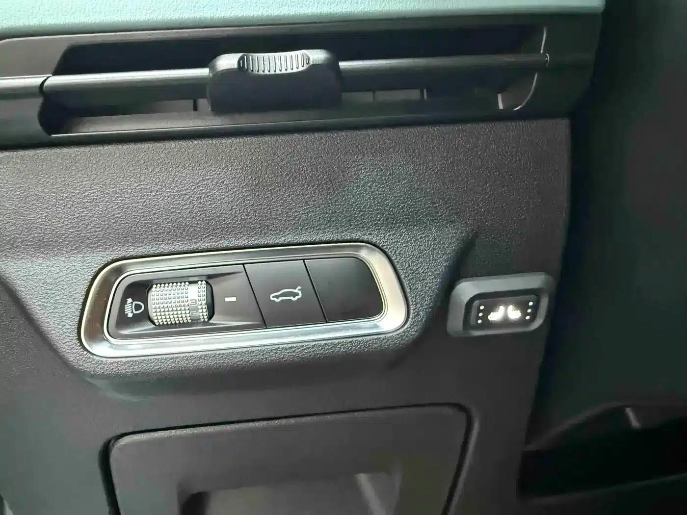 Geely Emgrand S 2022 1.4T CVT Crossover Player Edition — миниатюра 11