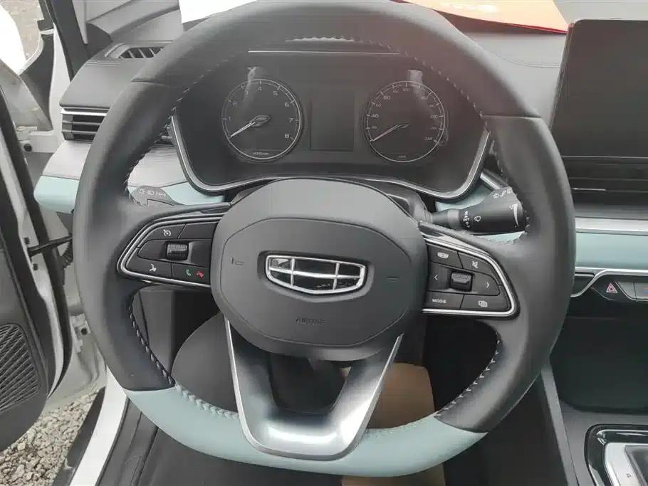 Geely Emgrand S 2022 1.4T CVT Crossover Player Edition — миниатюра 15