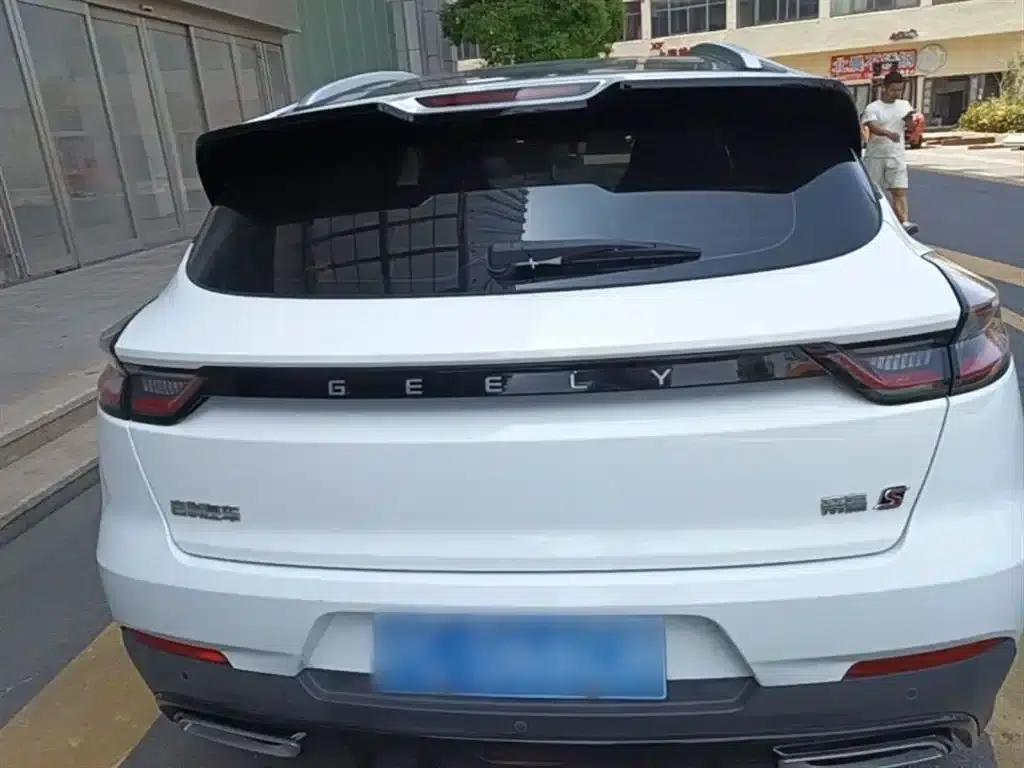 Geely Emgrand S 2021 1.4T CVT Premium Edition — миниатюра 6