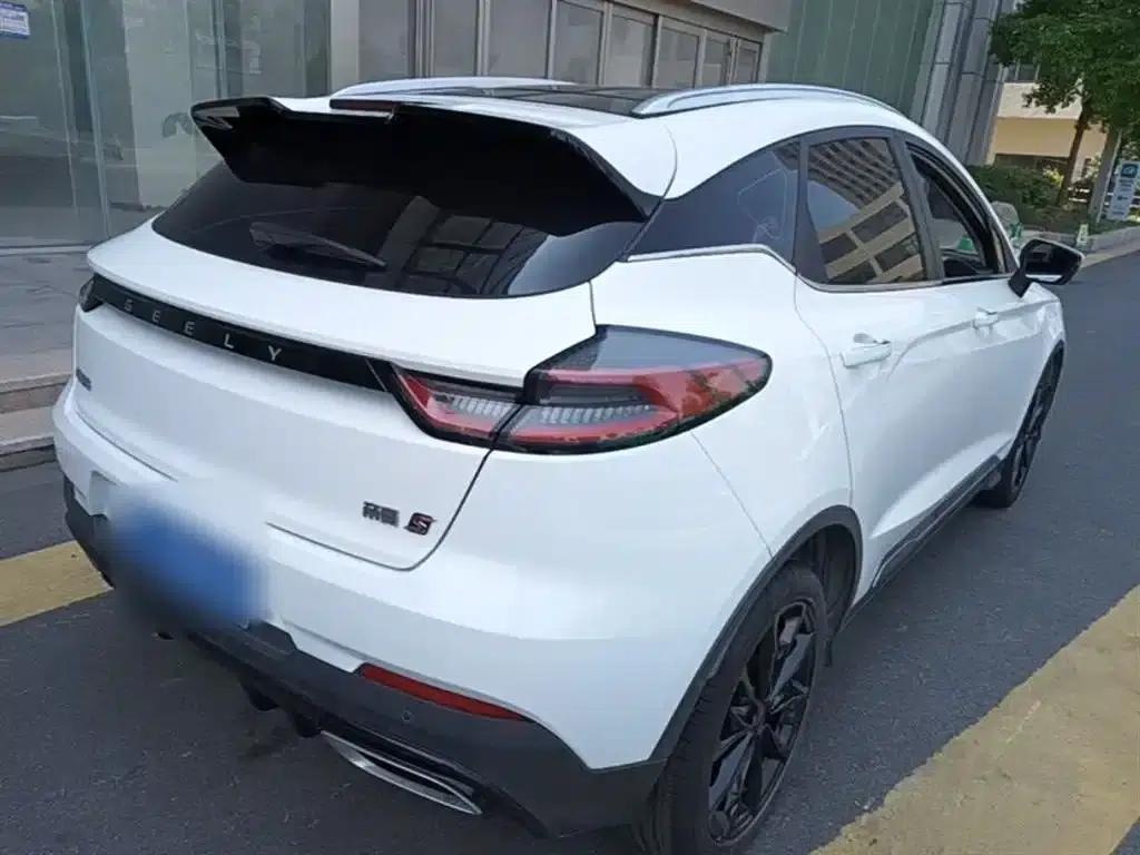 Geely Emgrand S 2021 1.4T CVT Premium Edition — миниатюра 7