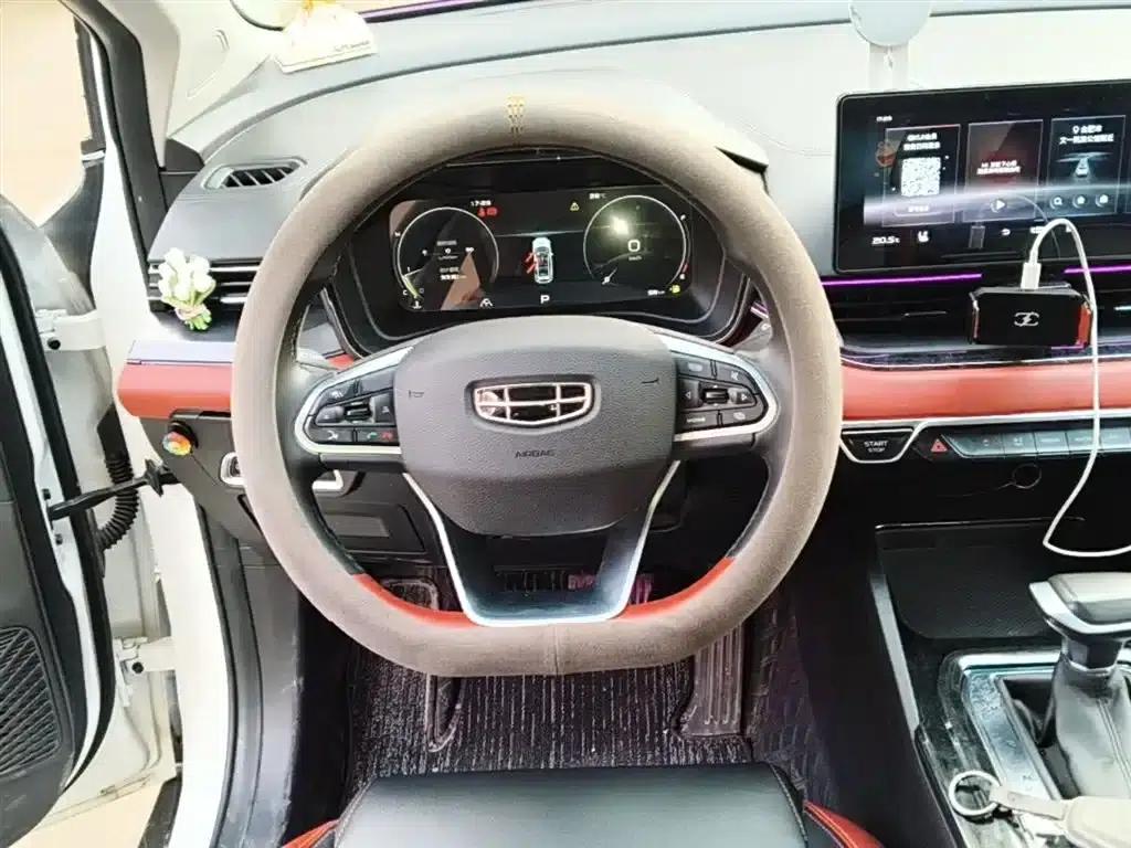 Geely Emgrand S 2021 1.4T CVT Premium Edition — миниатюра 11