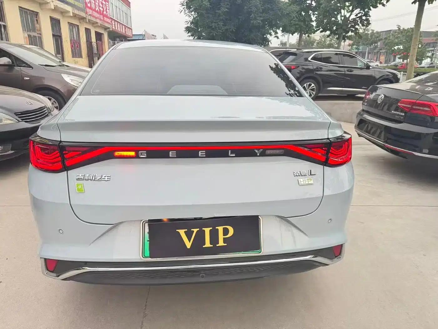 Geely Emgrand L HiP 2022 1.5TD-DHT Pro 100KM Super — миниатюра 3