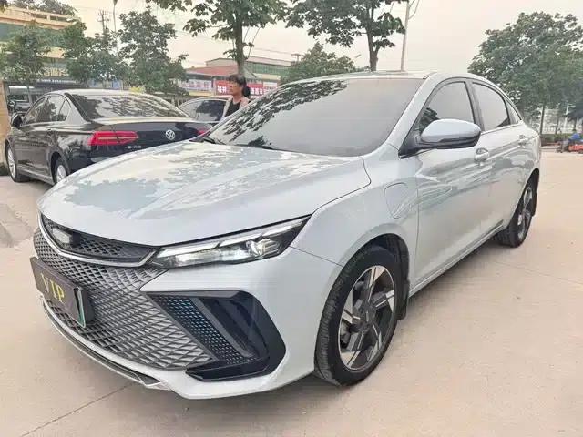 Geely Emgrand L HiP 2022 1.5TD-DHT Pro 100KM Super