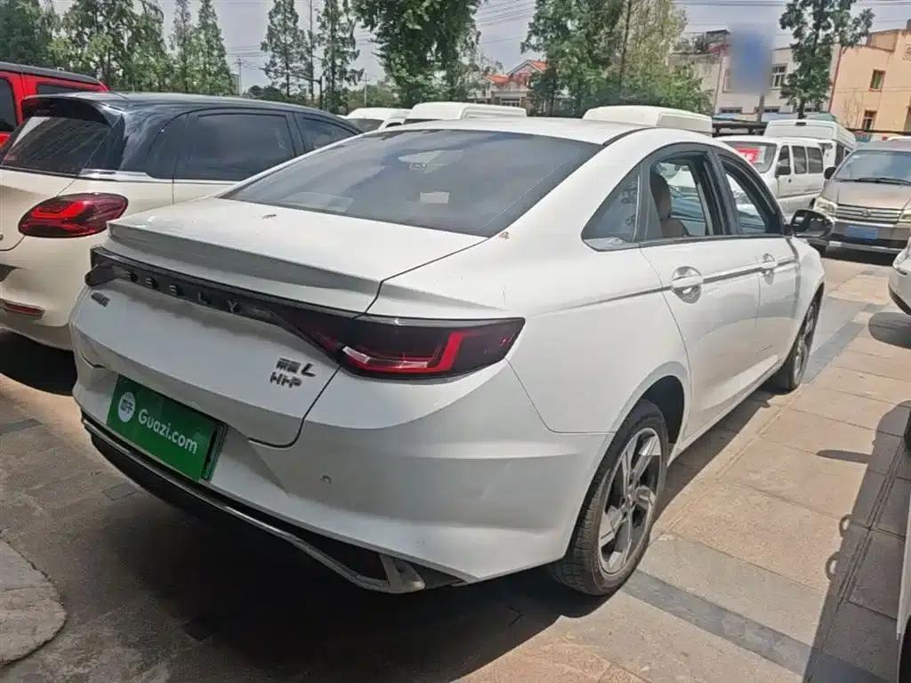 Geely Emgrand L HiP 2024 Dragon Edition 1.5TD-DHT Pro 100KM Excellent Model — миниатюра 7