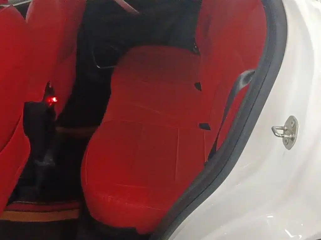 Geely Binyue New Energy 2022 1.5T ePro 85KM Star Edition — миниатюра 17