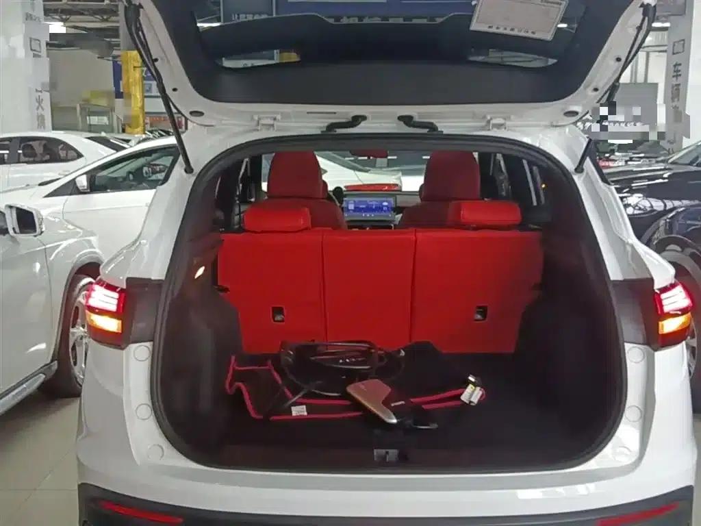 Geely Binyue New Energy 2022 1.5T ePro 85KM Star Edition — миниатюра 19