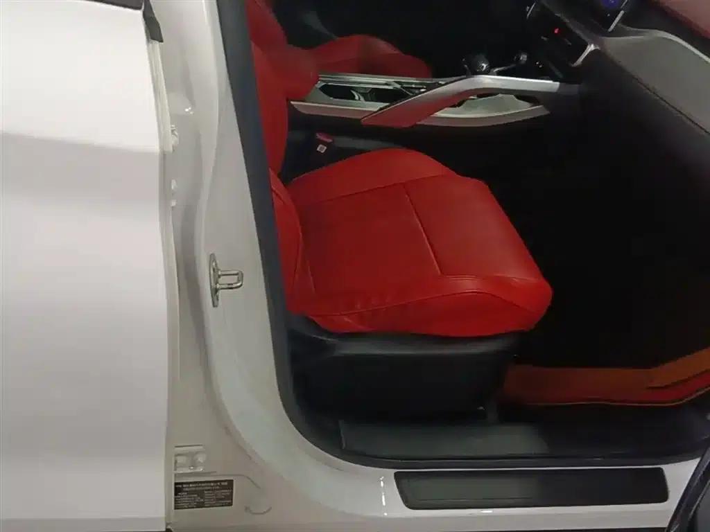 Geely Binyue New Energy 2022 1.5T ePro 85KM Star Edition — миниатюра 25