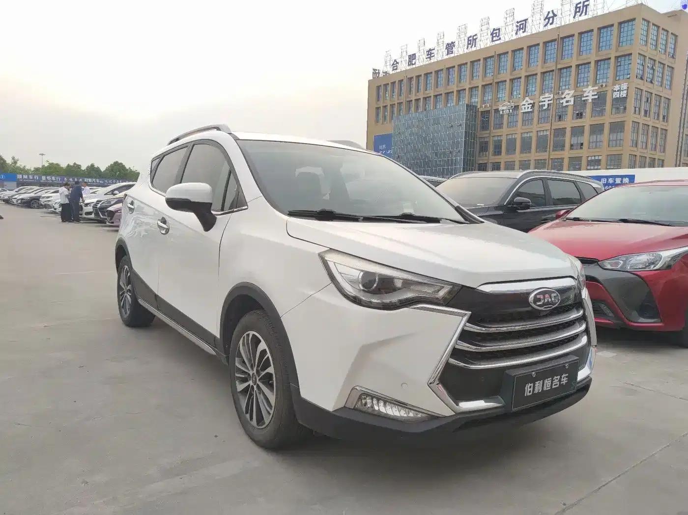 Refine S3 2018 Smart Drive Edition 1.6L CVT Luxury Intelligent Model — миниатюра 3