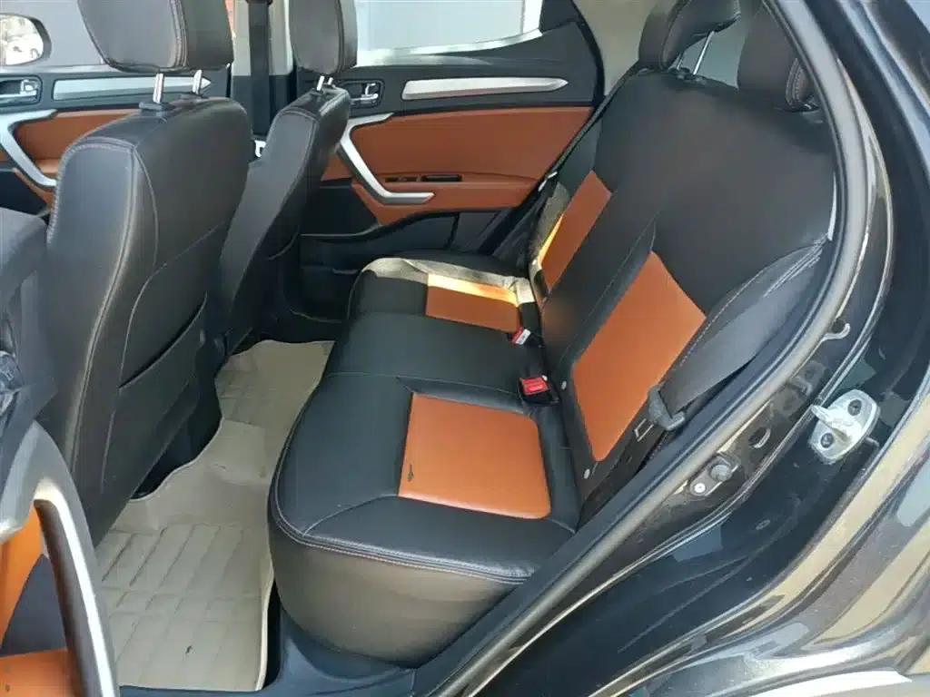 Refine S3 2014 1.5L Manual Deluxe Smart Edition — миниатюра 17