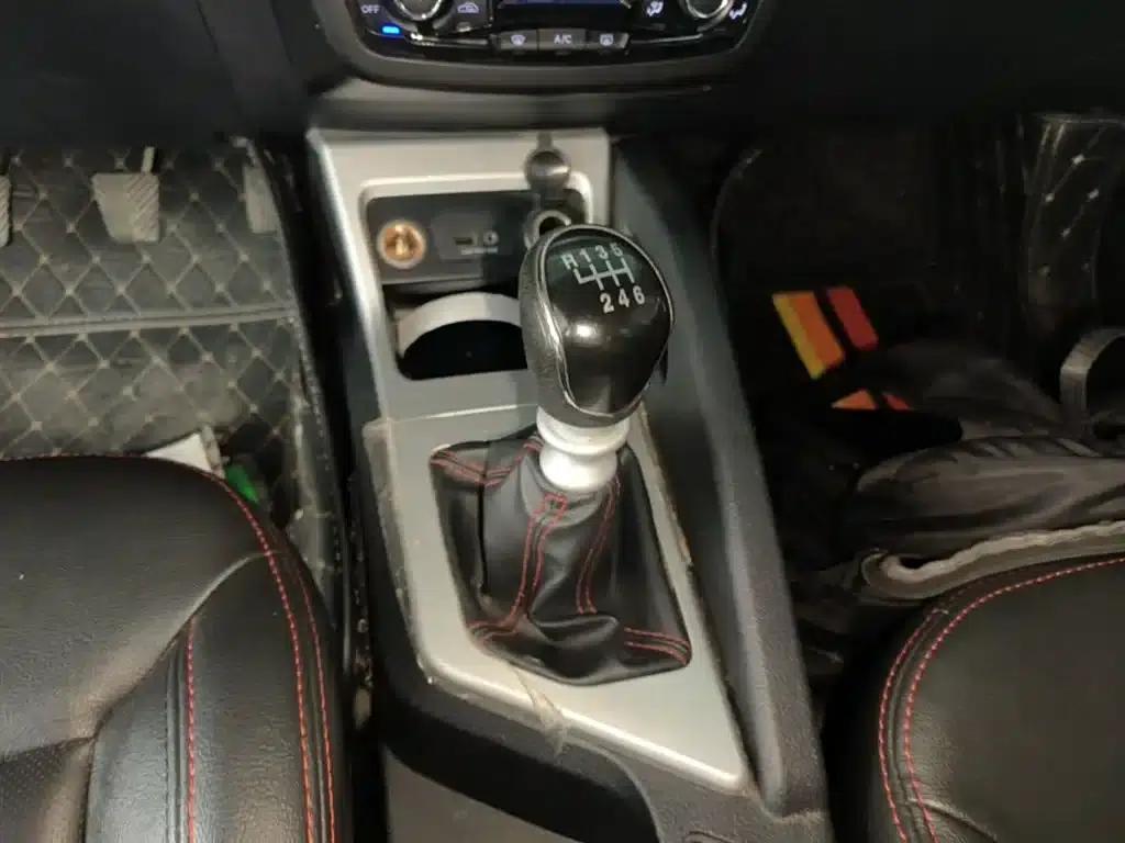 Refine S3 2016 1.5L Manual Deluxe Intelligent Premium Edition — миниатюра 14