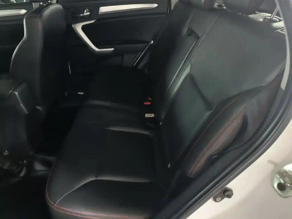 Refine S3 2016 1.5L Manual Deluxe Intelligent Premium Edition — миниатюра 17