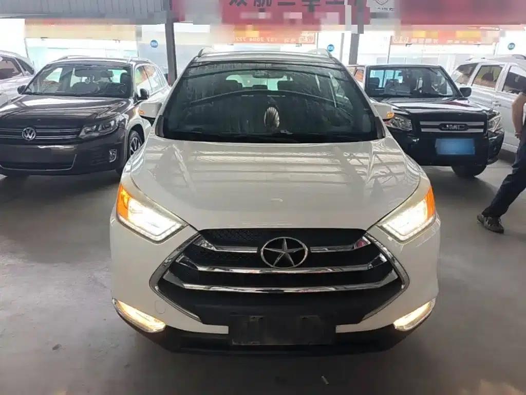 Refine S3 2016 1.5L Manual Deluxe Intelligent Premium Edition — миниатюра 3