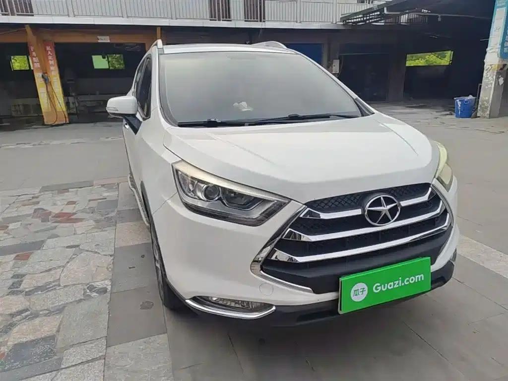 Refine S3 2016 1.5L Manual Deluxe Smart Edition — миниатюра 4