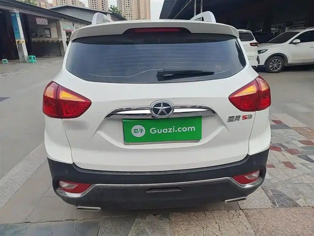 Refine S3 2016 1.5L Manual Deluxe Smart Edition — миниатюра 6
