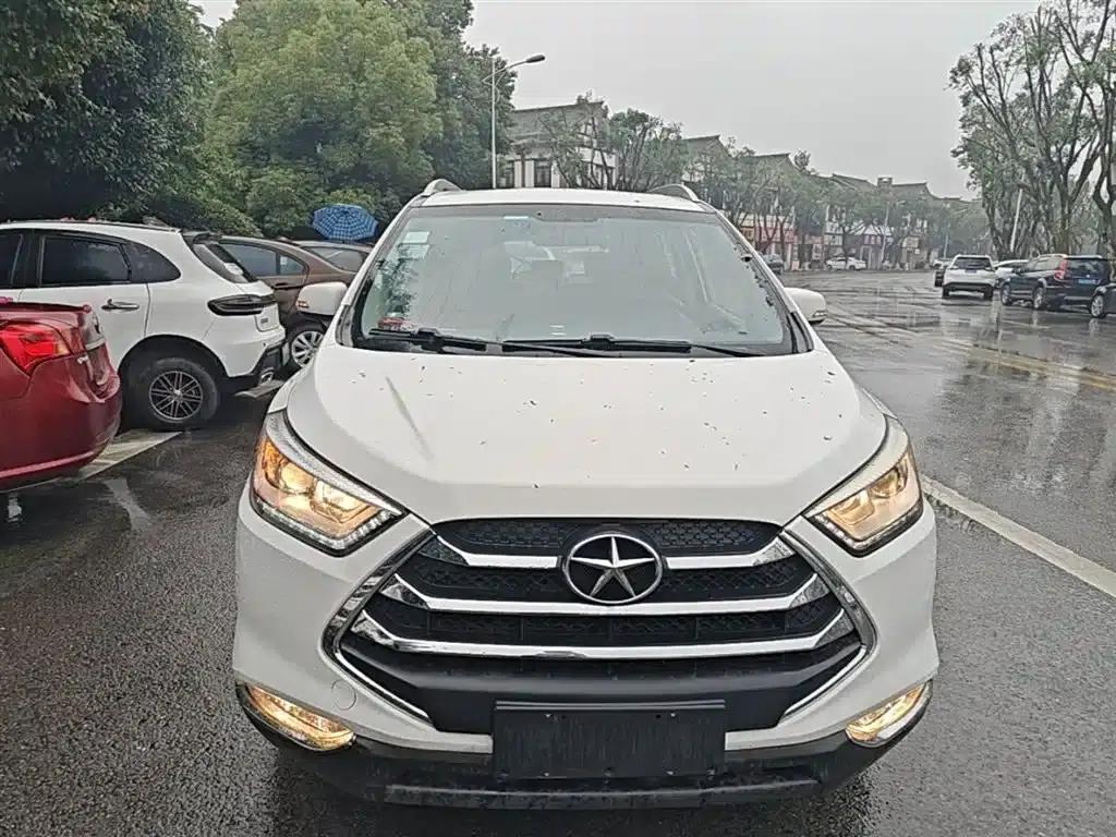 Refine S3 2016 1.5L Manual Deluxe Smart Edition — миниатюра 3