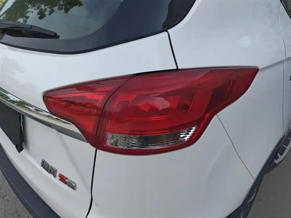 Refine S3 2017 1.5L Manual Deluxe Edition — миниатюра 8