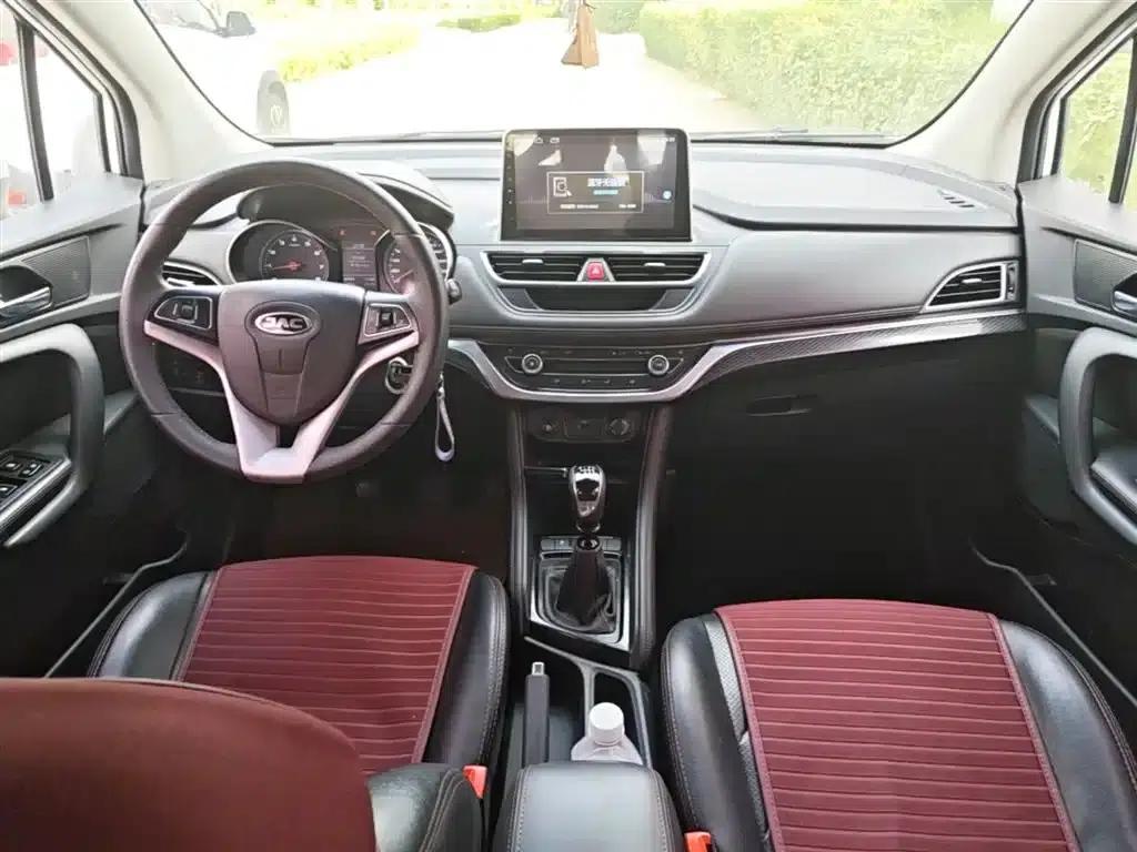 Refine S3 2017 1.5L Manual Deluxe Edition — миниатюра 10