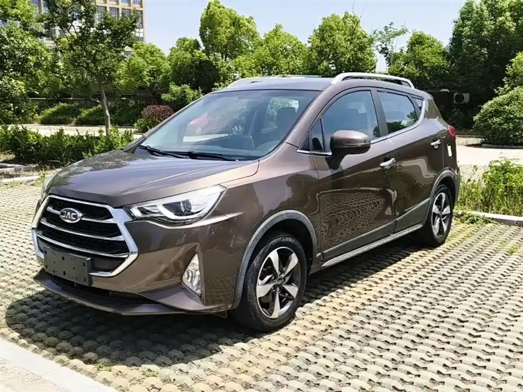 Refine S3 2017 1.5L Manual Deluxe Smart Edition — миниатюра 1