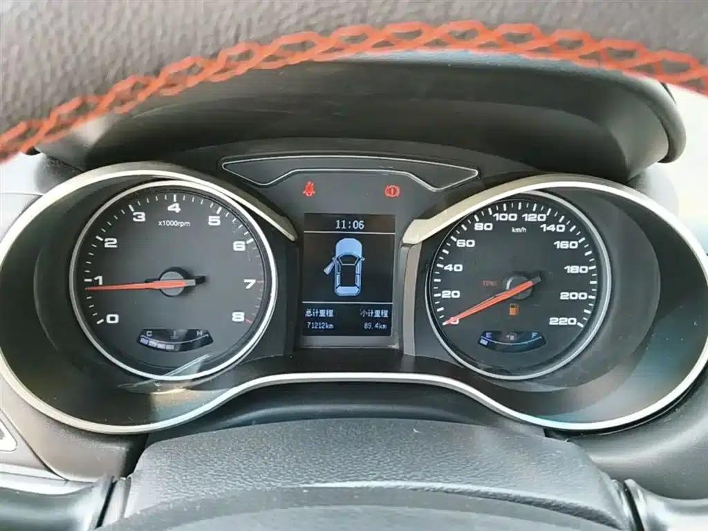 Refine S3 2017 1.5L Manual Deluxe Smart Edition — миниатюра 12