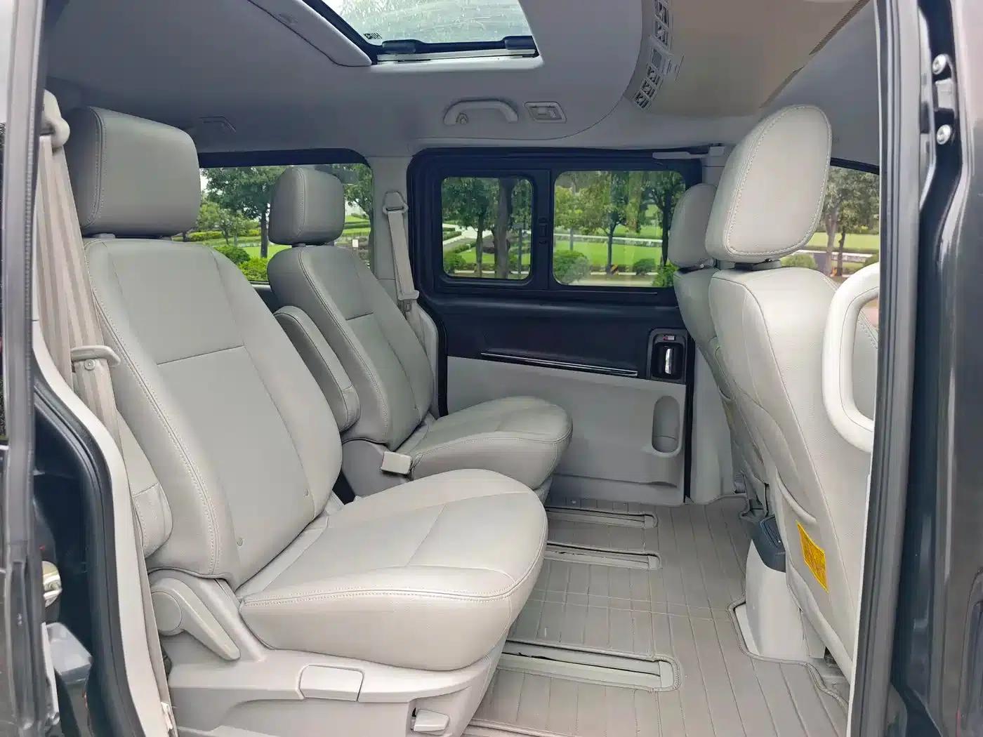 Refine M5 2016 2.0T Gasoline Automatic Business Edition — миниатюра 17