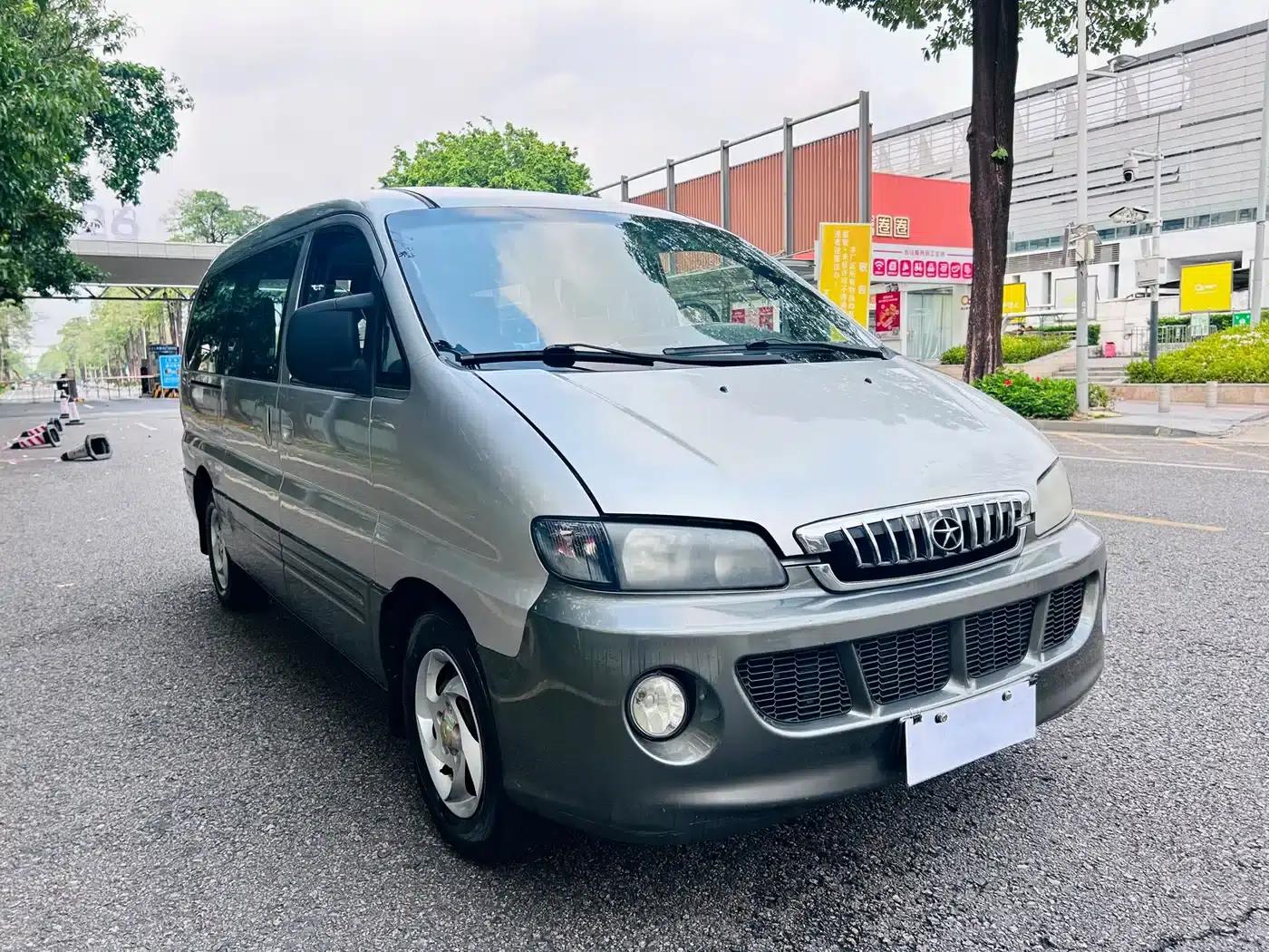 Refine 2015 1.9T Shuttle Long Wheelbase Comfort HFC4DB1-2C — миниатюра 5