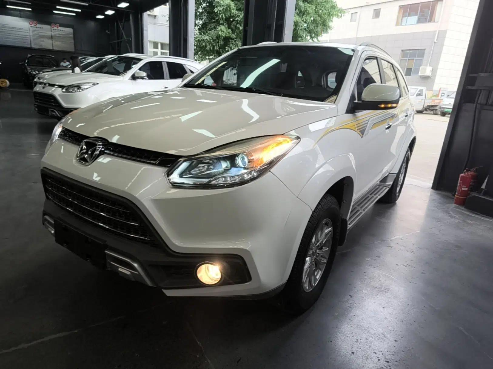 JMC Yusheng S350 2016 2.4T Automatic 4x4 Diesel Luxury 5-Seater — миниатюра 1