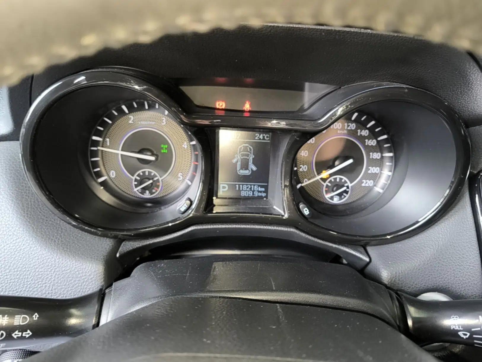 JMC Yusheng S350 2016 2.4T Automatic 4x4 Diesel Luxury 5-Seater — миниатюра 14