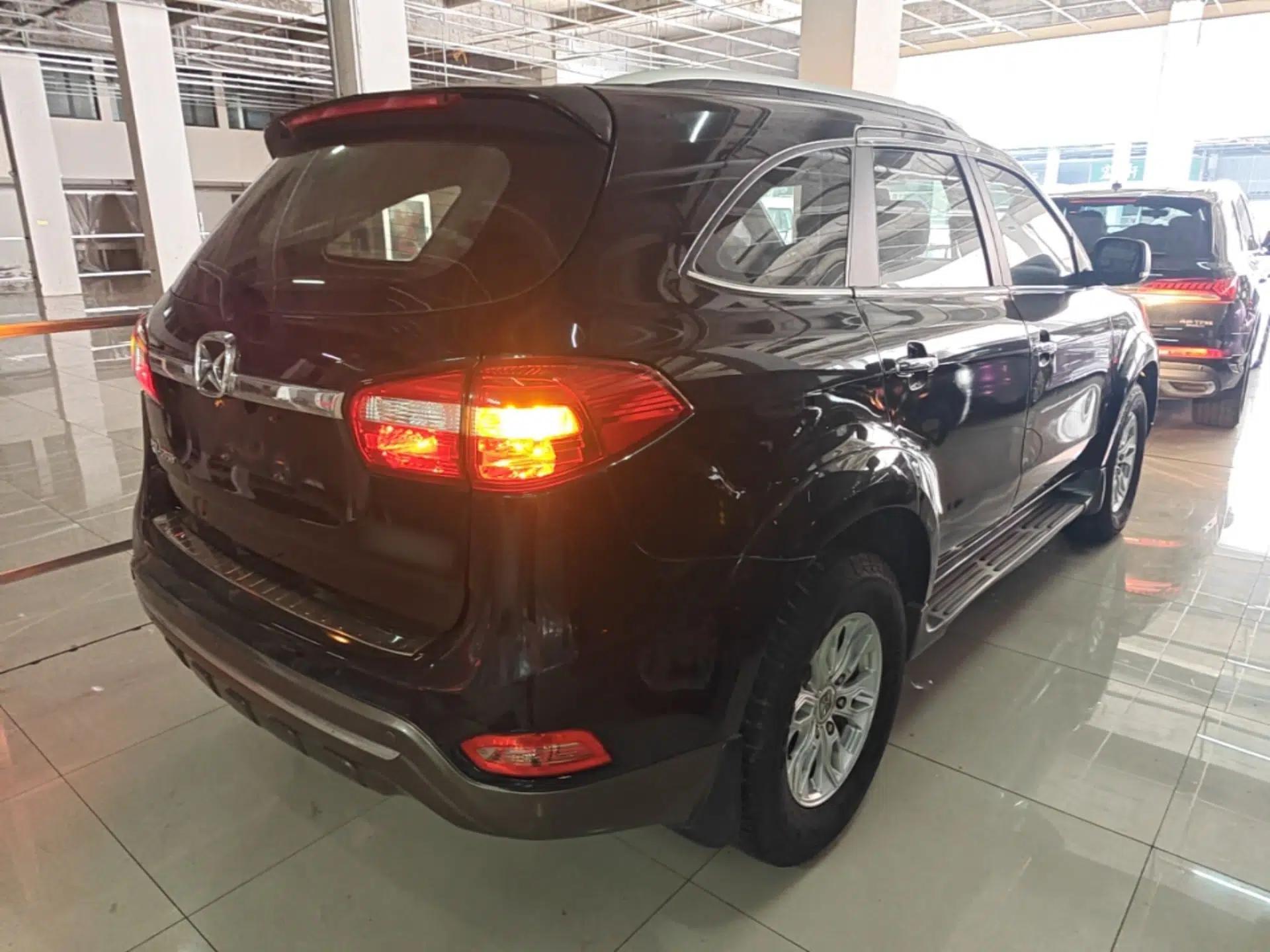 JMC Yusheng S350 2013 2.4T Automatic 2WD Diesel Luxury Edition 5 Seats — миниатюра 6