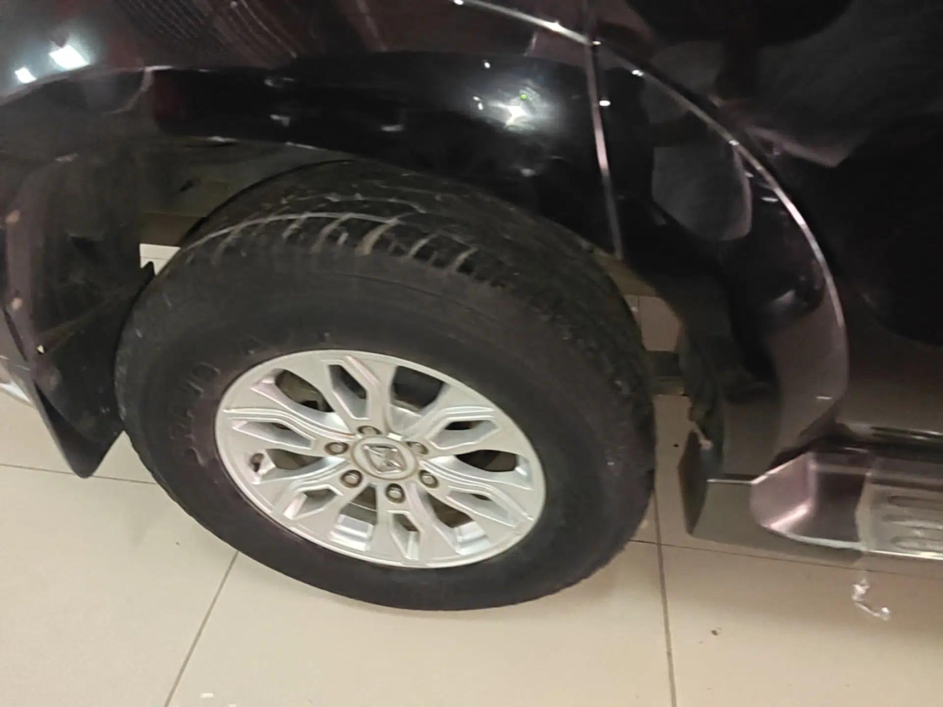 JMC Yusheng S350 2013 2.4T Automatic 2WD Diesel Luxury Edition 5 Seats — миниатюра 10