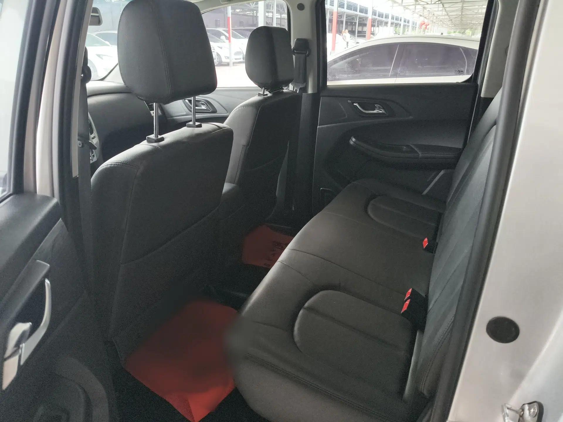 JMC Baodian 2020 2.5T Diesel Two-Wheel Drive Comfort Edition Standard Wheelbase JX4D25A6L — миниатюра 16
