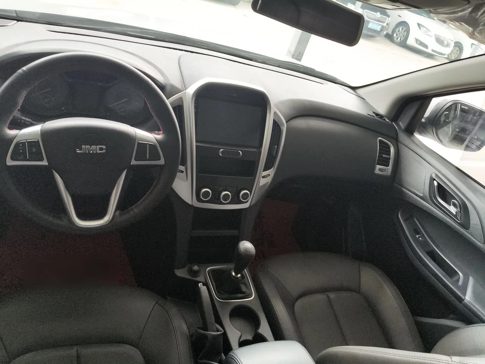 JMC Baodian 2020 2.5T Diesel Two-Wheel Drive Comfort Edition Standard Wheelbase JX4D25A6L — миниатюра 17