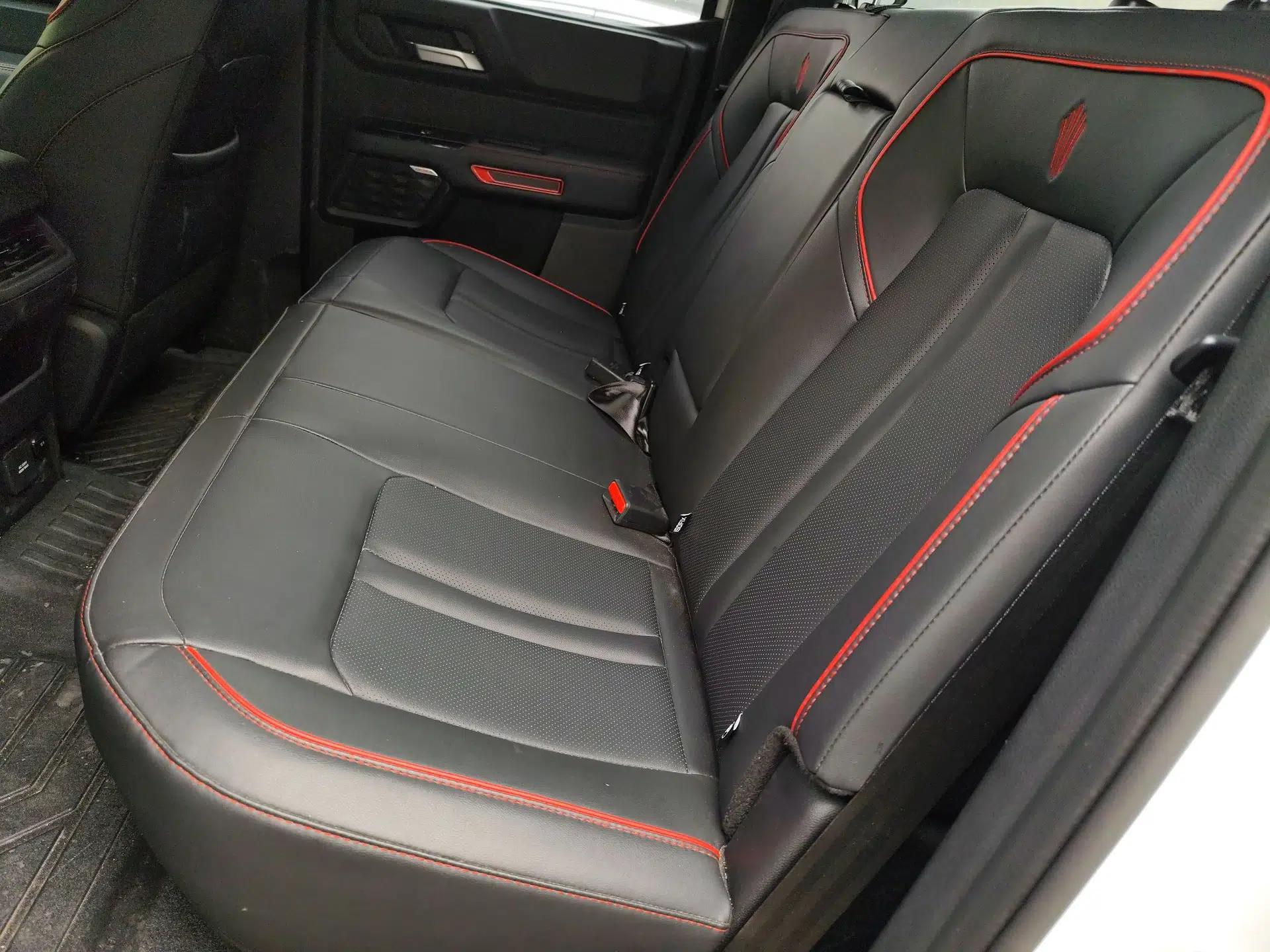 JMC DaDao 2024 Explorer 2.3T Gasoline Automatic 4x4 Extreme Edition — миниатюра 15