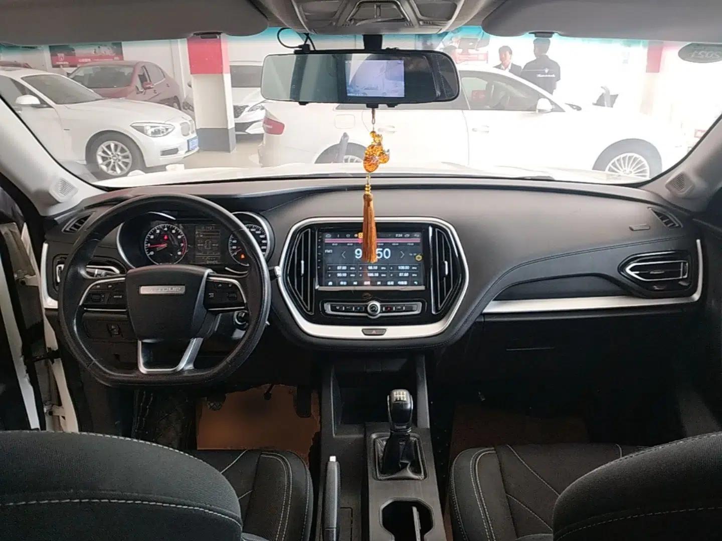 JETOUR X70M 2020 Revised 1.5T Manual Partner Version 7-Seater — миниатюра 13