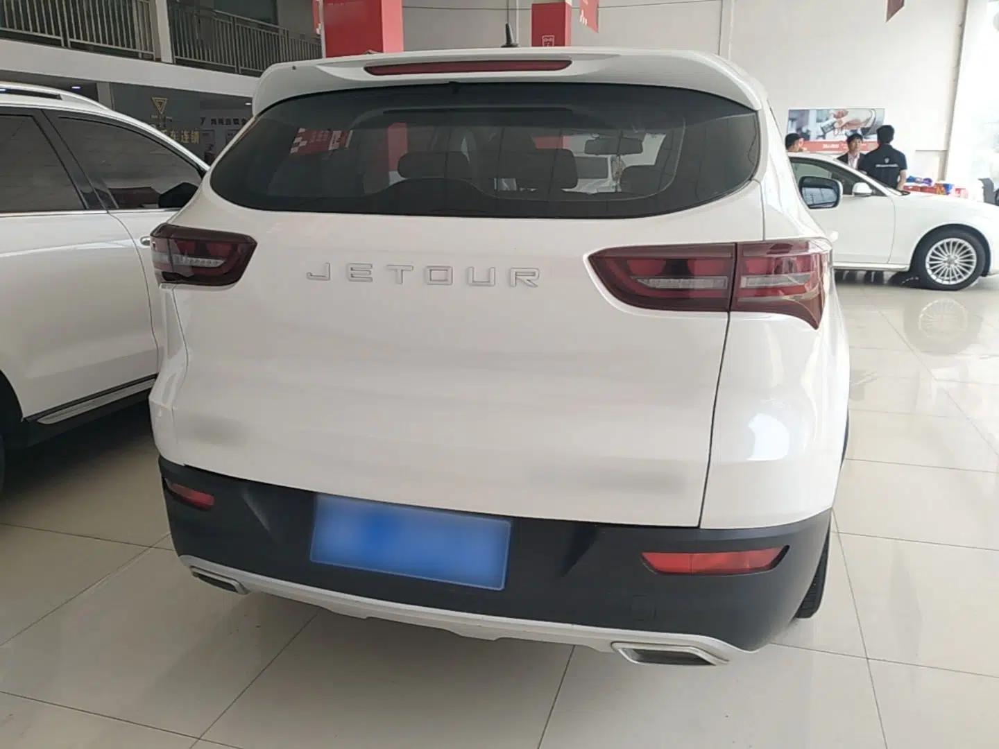 JETOUR X70M 2020 Revised 1.5T Manual Partner Version 7-Seater — миниатюра 5