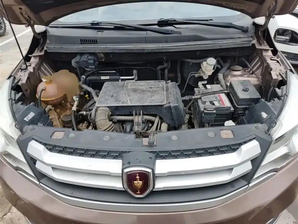 Brilliance Jinbei 750 2016 Model 1.5L Luxury Edition — миниатюра 20