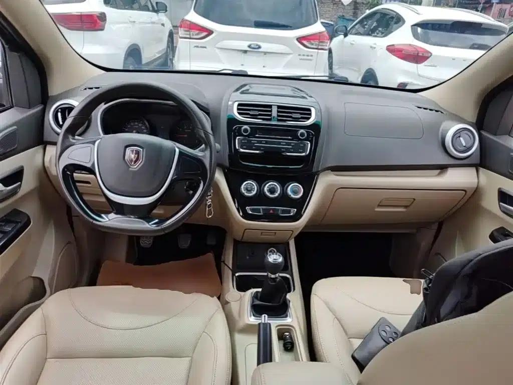 Brilliance Jinbei 750 2016 Model 1.5L Luxury Edition — миниатюра 10