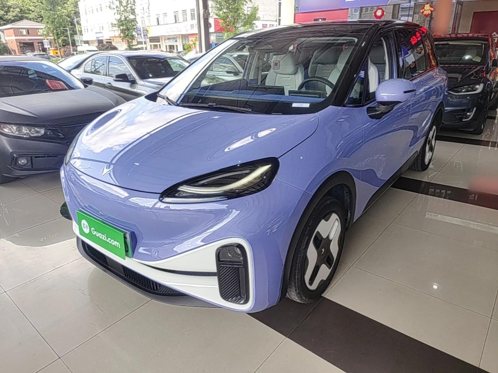 ARCFOX Kaola 2023 Family Edition — миниатюра 1