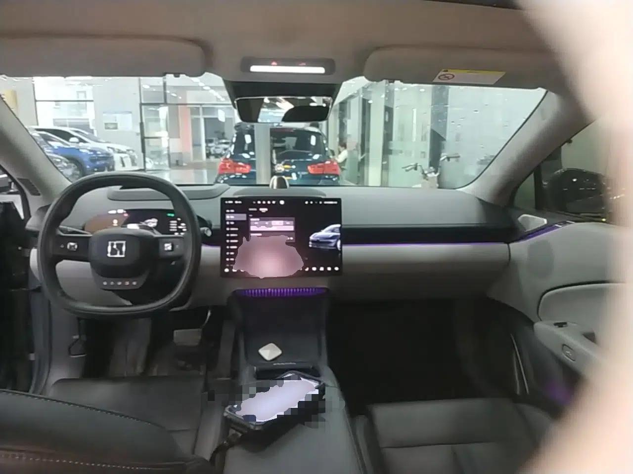 Zeekr 007 2025 Rear-Drive Intelligent Driving Version 75 kWh — миниатюра 13