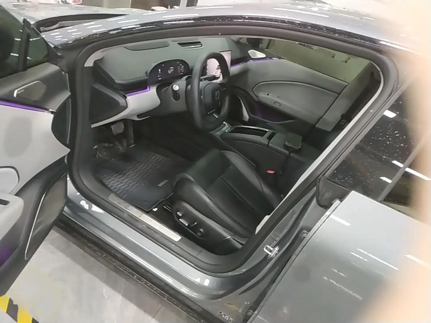 Zeekr 007 2025 Rear-Drive Intelligent Driving Version 75 kWh — миниатюра 19