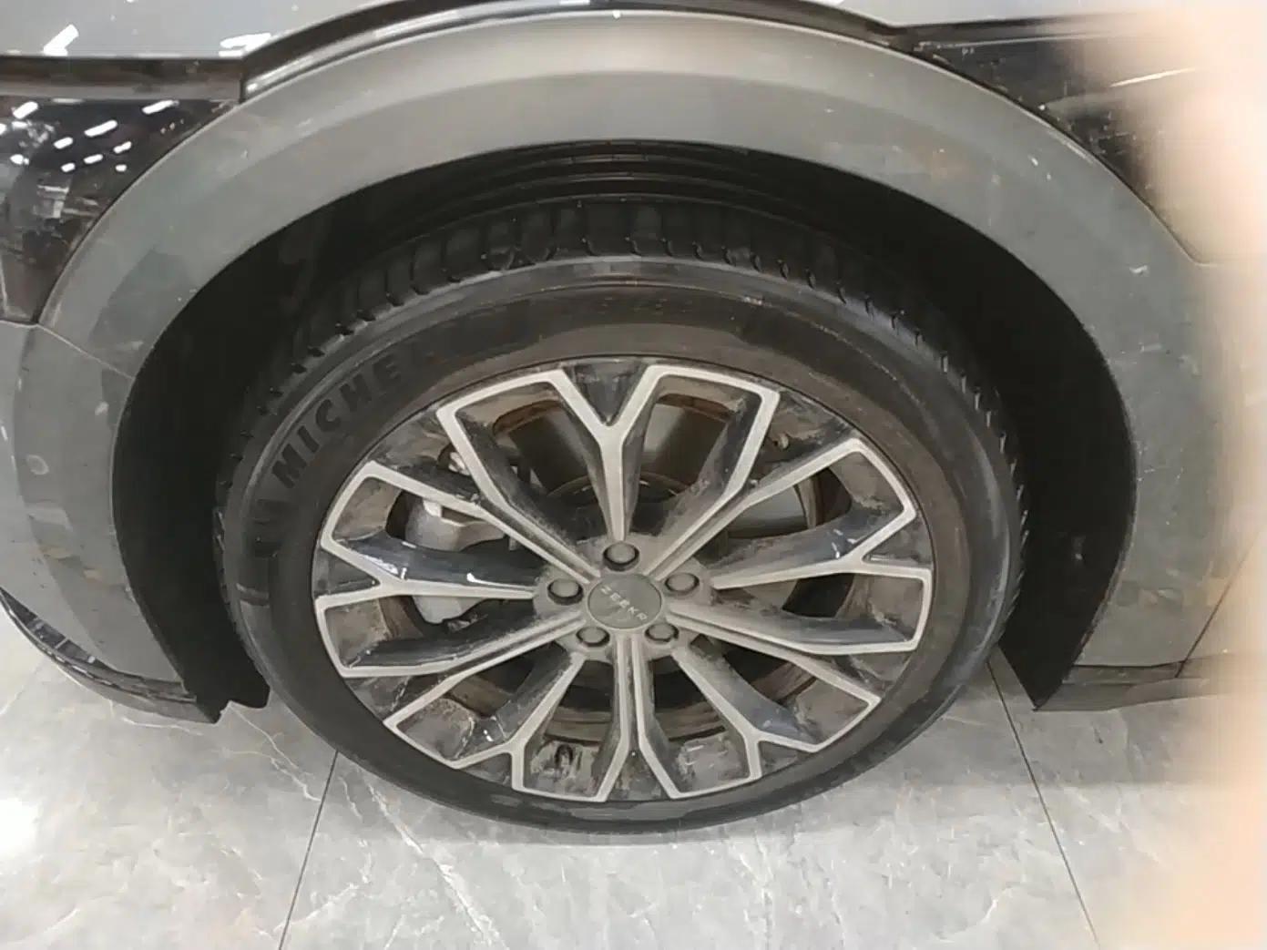 Zeekr 007 2025 Rear-Drive Intelligent Driving Version 75 kWh — миниатюра 8
