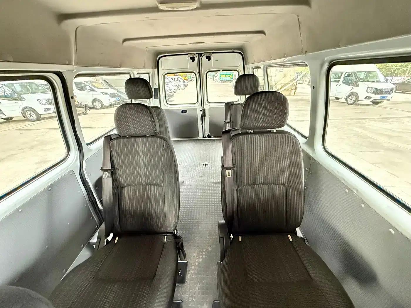 Teshun 2021 2.8T Space King Taurus Edition Long Wheelbase Mid-High Roof Single Rear Tire - Stepped 6 Seats Diesel National VI JX493 — миниатюра 17