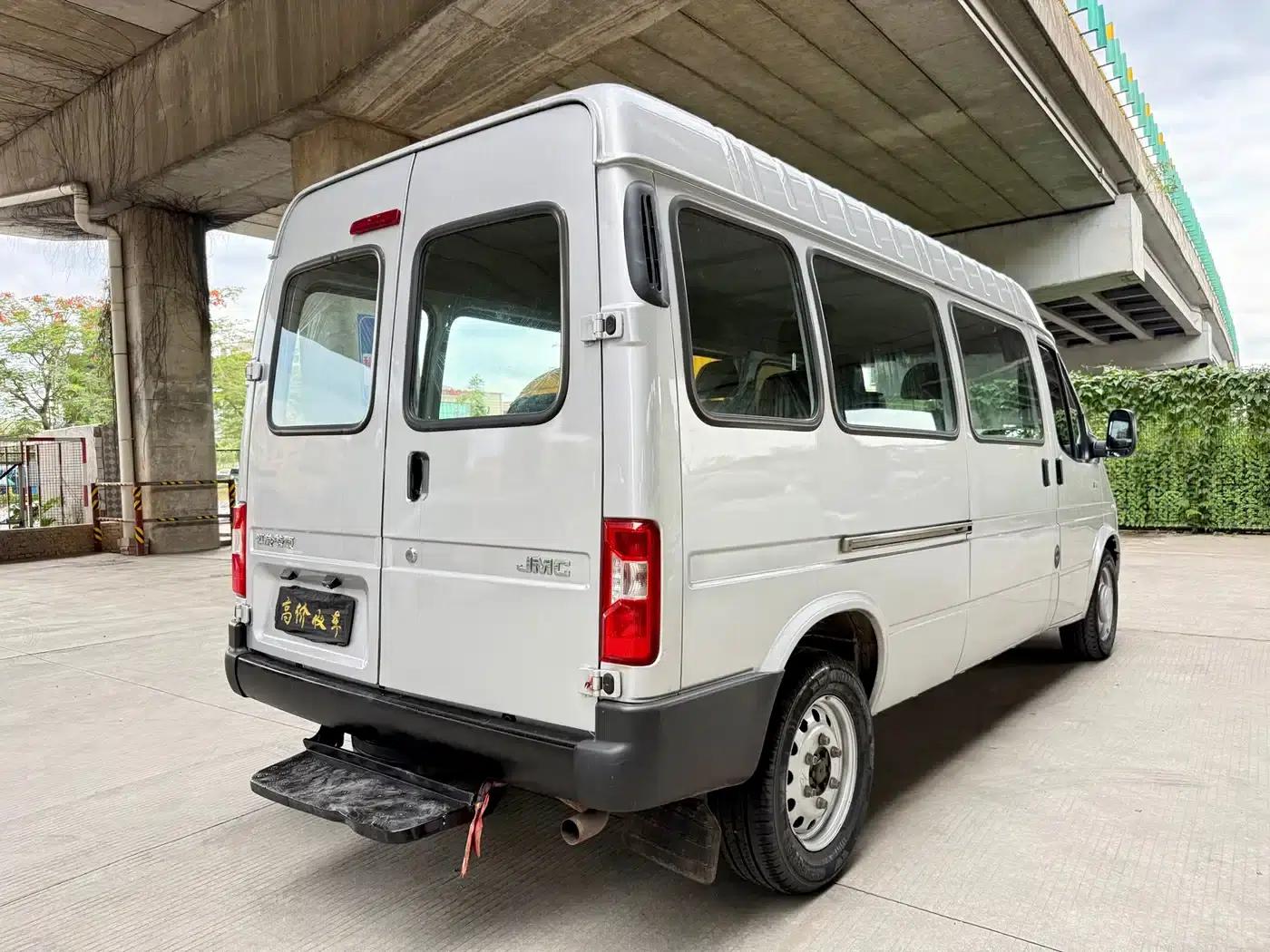 Teshun 2021 2.8T Space King Taurus Edition Long Wheelbase Mid-High Roof Single Rear Tire - Stepped 6 Seats Diesel National VI JX493 — миниатюра 5