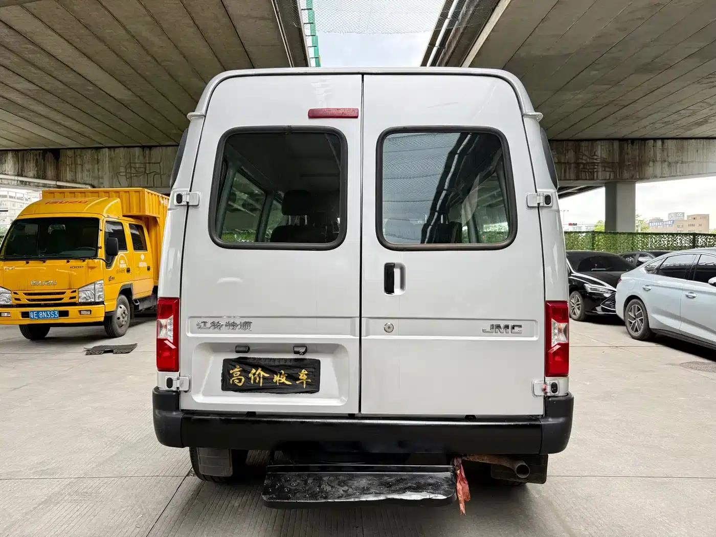 Teshun 2021 2.8T Space King Taurus Edition Long Wheelbase Mid-High Roof Single Rear Tire - Stepped 6 Seats Diesel National VI JX493 — миниатюра 6