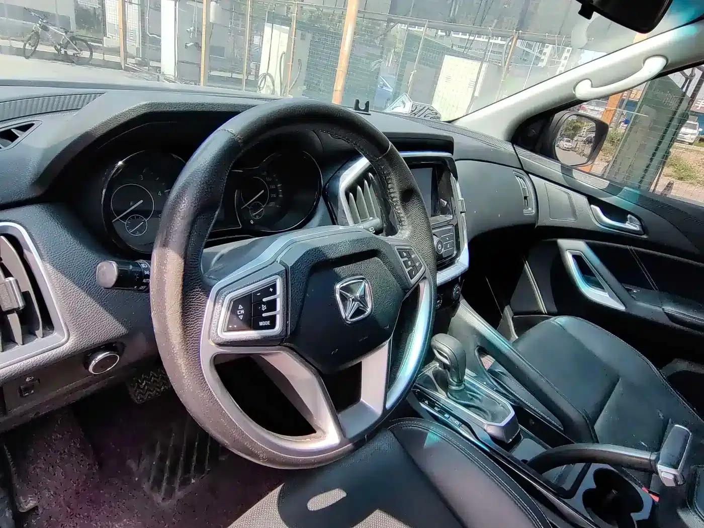 Yusheng S350 2017 2.0T Automatic 2WD Diesel Luxury Sunroof Edition 5-Seater — миниатюра 11