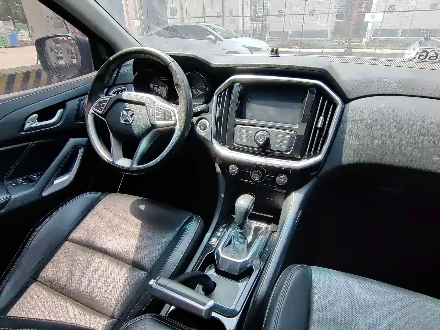 Yusheng S350 2017 2.0T Automatic 2WD Diesel Luxury Sunroof Edition 5-Seater — миниатюра 17