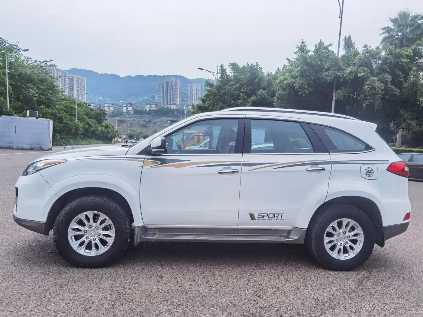 Yusheng S350 2013 2.4T Automatic 2WD Diesel Super Luxury 5-Seater — миниатюра 4
