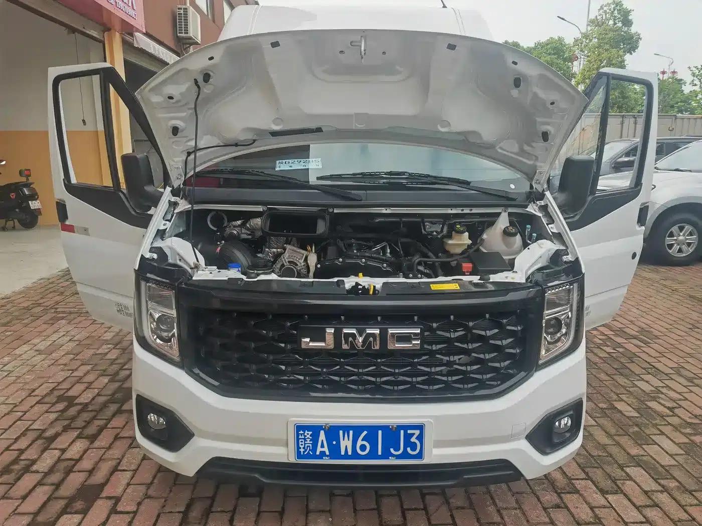 Jiangling Fushun 2025 2.0T 8AT Diesel Short Wheelbase Medium-High Roof Commercial Van (2/3 Seats) — миниатюра 12