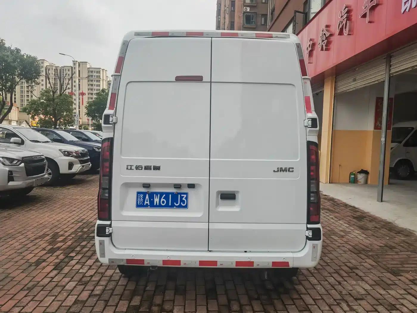 Jiangling Fushun 2025 2.0T 8AT Diesel Short Wheelbase Medium-High Roof Commercial Van (2/3 Seats) — миниатюра 5