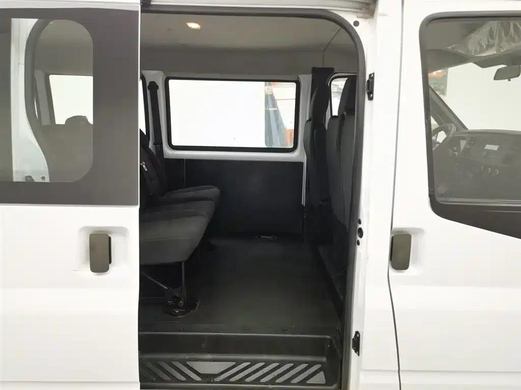 Jiangling Fushun 2022 2.0T Manual Multi-functional Passenger Vehicle, Short Wheelbase, Low Roof, 6 Seats — миниатюра 15