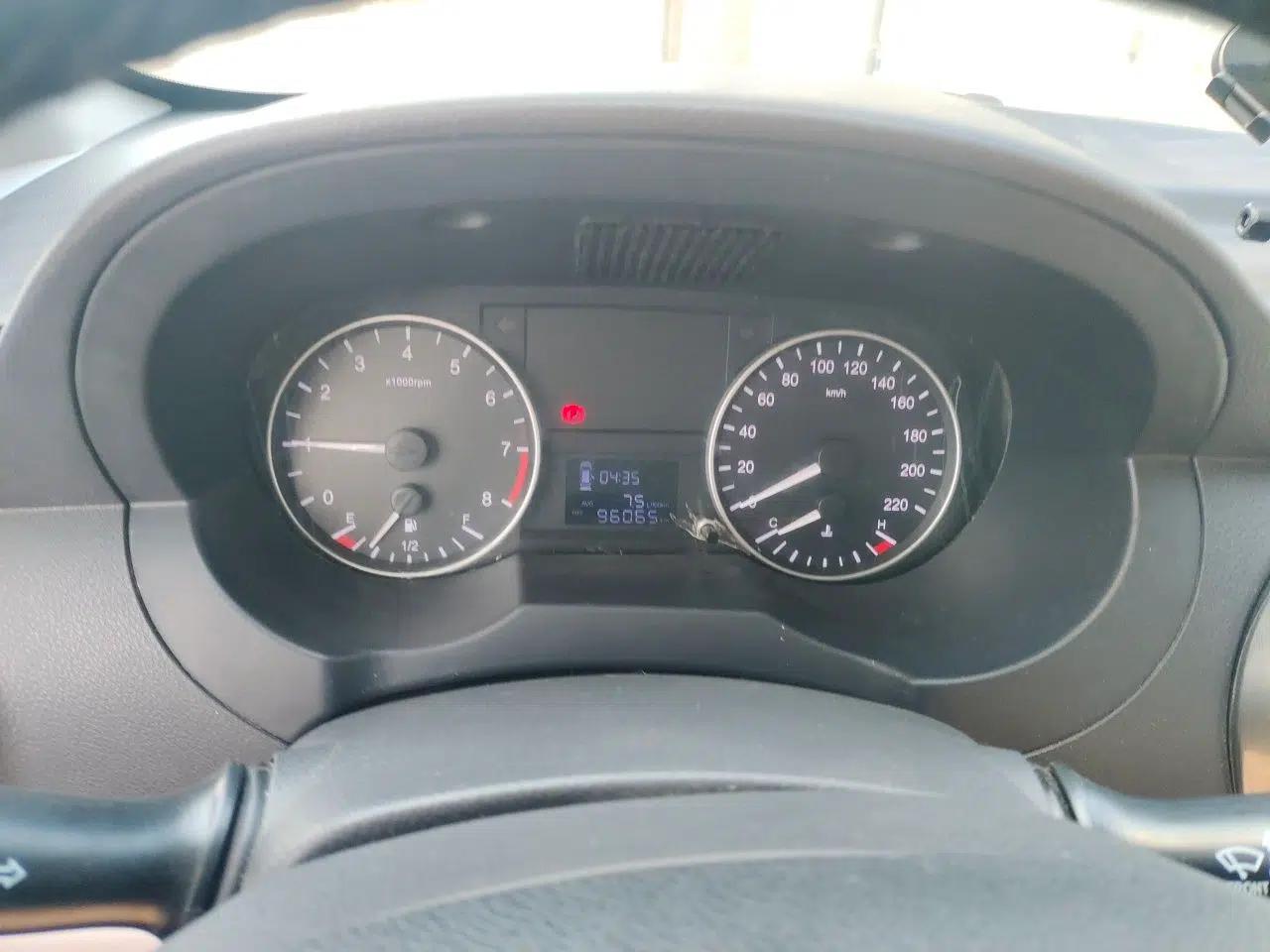 JAC Refine M3 2019 PLUS Maker Edition 1.8L Luxury Model — миниатюра 12
